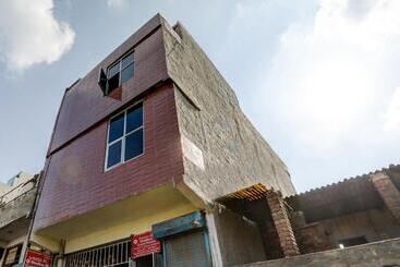 Hotel Oyo 81443 Dosto Ki Dhadkan