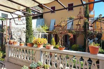 住宿加早餐 Villa Costanza