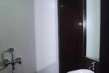 ホテル Indiana Inn , Navi Mumbai