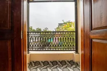 Hotel Lax Residency, White Town, Pondicherry