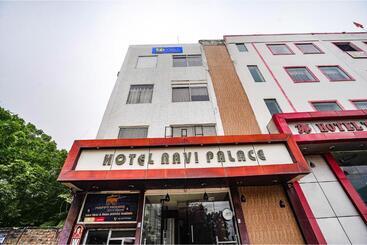 Fabhotel Rv Palace