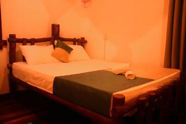 Hotel River Place Resort