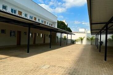 Apartmanszálloda Kitnet 1001