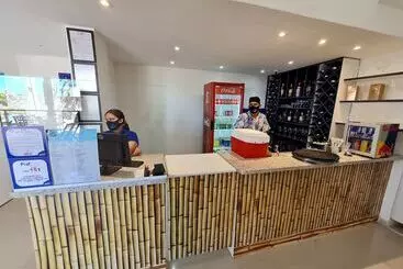 アパートホテル Miramar Na Praia