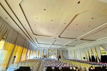 ホテル Grand Madani