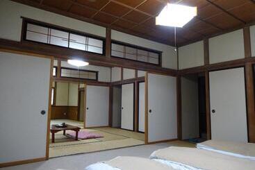 Szálloda Hakuba Ski-kan