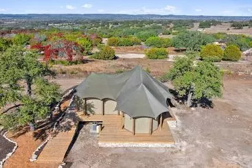 Outdoorsy Hill Country