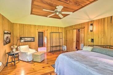 קוטג'' Peaceful Cairo Farmhouse W/ Barn & Fire Pit