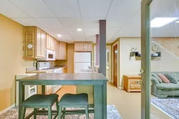 Mökkimajoitus Pet Friendly Conyers Cabin 23 Miles To Atlanta!
