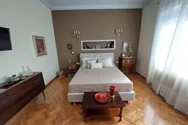 Bmv Apartments