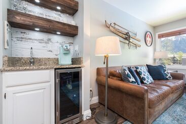 Сельский дом Etta Place Too 107 By Avantstay Close To Town & The Slopes! In Complex W/ Communal Pool & Hot Tub