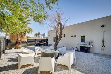 بيت ريفى Modern Palm Springs Home W/ Pool & Gas Fire Pit!