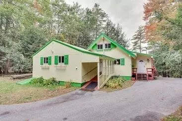 Mökkimajoitus Waterfront Lake Arrowhead Cabin W/ Dock & Fire Pit