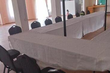 هتل Zion Resort Bungoma