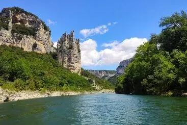 ペンション Couleurs Du Sud Chambres D Hôtes