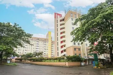 ホテル Collection O 93646 Grand Property By Maria