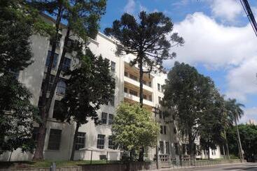 پانسیون Casa Do Estudante Universitário Do Paraná