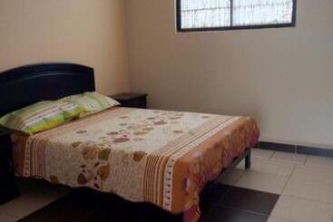 پانسیون Hospedaje, Independiente Aranjuez