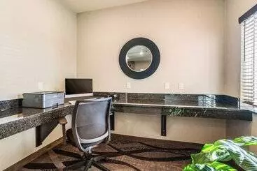 Cobblestone Hotel & Suites   Denmark