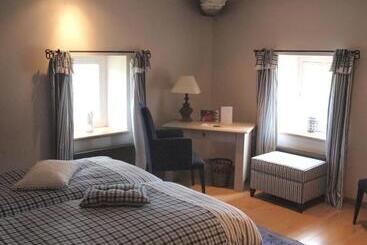 هتل Chateau Jemeppe