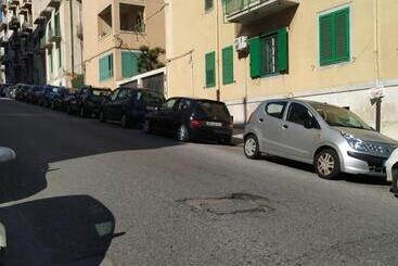 پانسیون Damatti Room