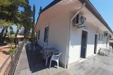 پانسیون Vulcano: La Porta Delle Eolie 2.0