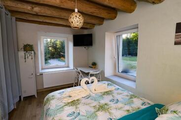 ベッドアンドブレックファースト L Hôtel Enfoncé, Chambres D Hôtes