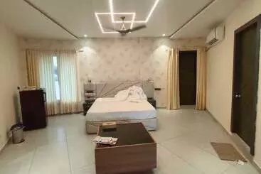 ホテル Kuraswa Resorts