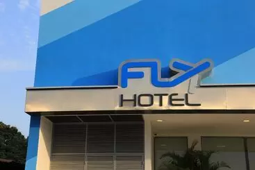هتل Fly