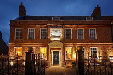 酒店 The Dial House