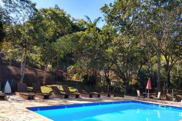 Pension Recanto Das Pedras