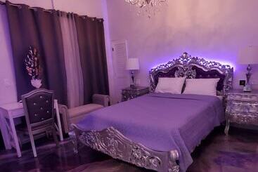 هتل Luxury Puerto Caribe Boutique