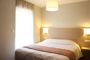 Brit Hotel Brive La Gaillarde   Restaurant La Limousine