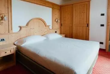 Hotelli Chalet Campiglio Imperiale