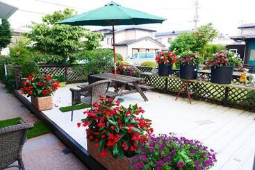 K S House Fuji View   Travelers Hostel