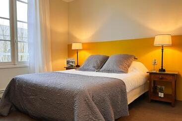 Отель Le Chat Botté