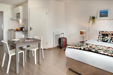 Huoneistohotelli Ténéo Apparthôtel Bordeaux Maritime   Cité Du Vin