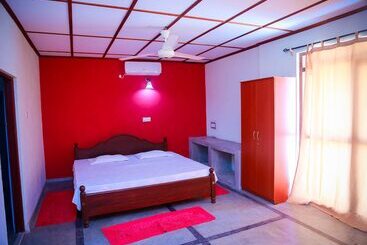 White House Hotel Kosgoda