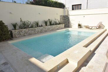 مبيت وإفطار Tobacco Suite