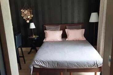 Appartement La Chambre Et Le Studio Du Château Du Golf De Bernalmont