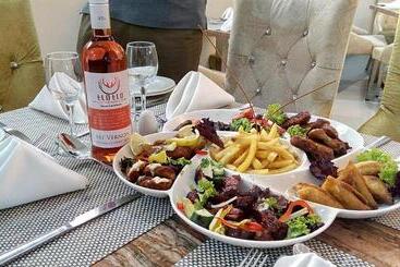 Tlotlo Hotel And Conference Center