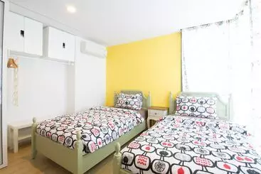 Apartamente turistice Baan San Kraam By Favstay