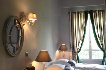 住宿加早餐  L Arcane Du Bellay