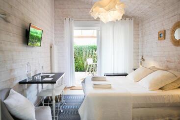 تختخواب و صبحانه Chambres D Hôtes Villa Surcouf