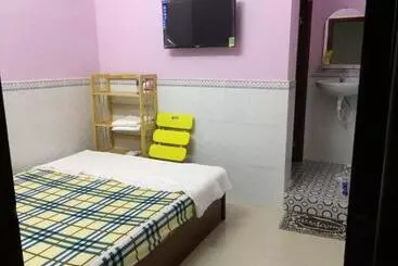 هتل Hostel Garnet