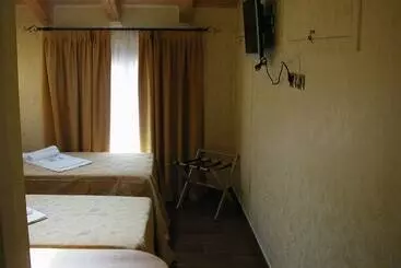 Azzano Holidays B&b