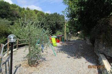 בית מלון כפרי Agriturismo Rio Castello