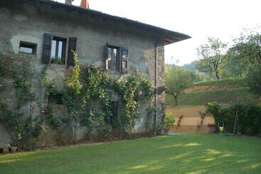 בית מלון כפרי Dimora Dei Tasso