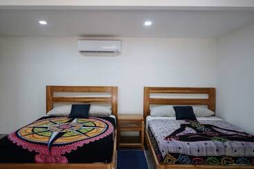 Hotel Dreamsea Surf Camp