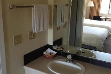 Otel Japan House Suites